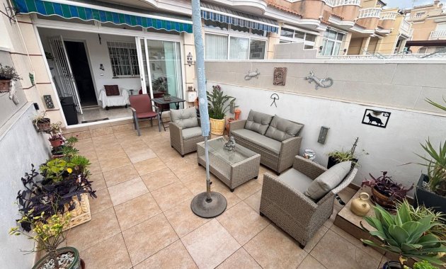 Herverkoop - Rijwoning -
Ciudad Quesada - Rojales - Doña Pepa