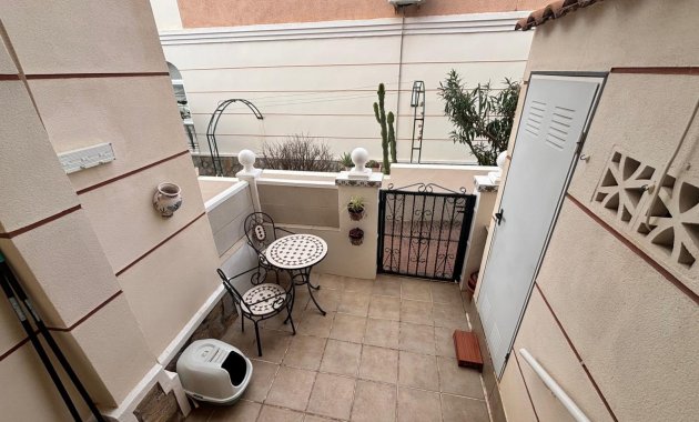 Herverkoop - Rijwoning -
Ciudad Quesada - Rojales - Doña Pepa