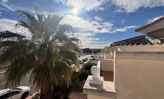 Herverkoop - Rijwoning -
Ciudad Quesada - Rojales - Doña Pepa