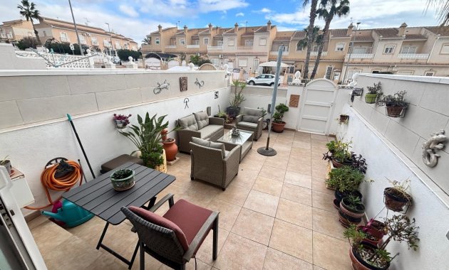 Herverkoop - Rijwoning -
Ciudad Quesada - Rojales - Doña Pepa