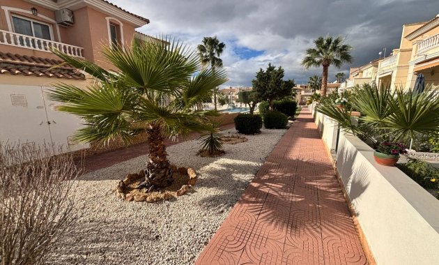 Herverkoop - Rijwoning -
Ciudad Quesada - Rojales - Doña Pepa