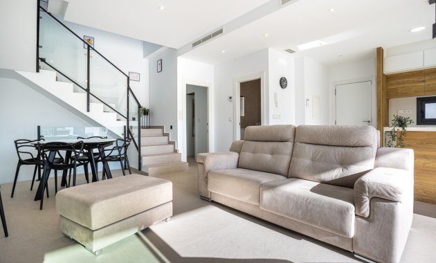 Wiederverkauf - Freistehend / Villa -
Dolores