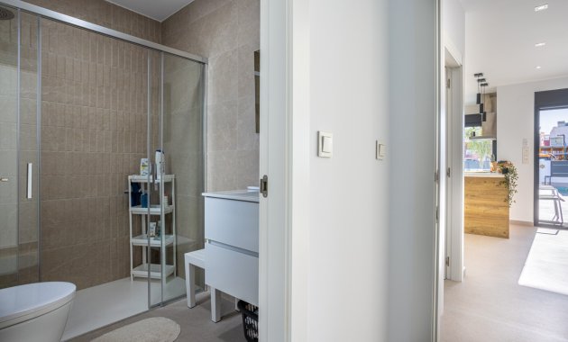 Wiederverkauf - Freistehend / Villa -
Dolores