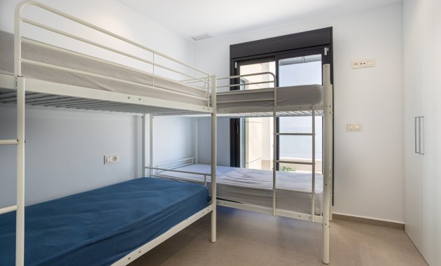 Wiederverkauf - Freistehend / Villa -
Dolores