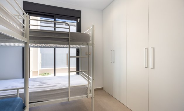 Wiederverkauf - Freistehend / Villa -
Dolores