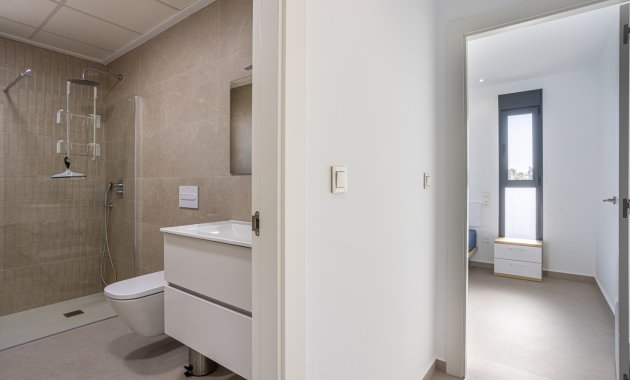 Wiederverkauf - Freistehend / Villa -
Dolores