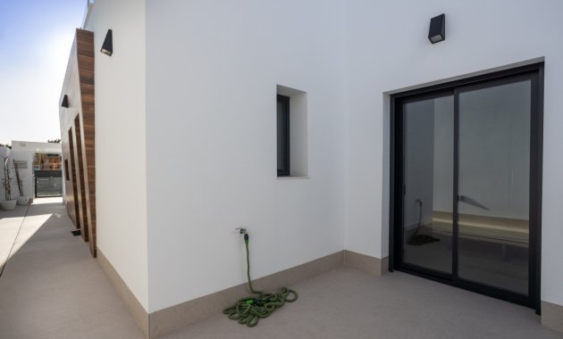 Wiederverkauf - Freistehend / Villa -
Dolores