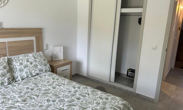 Reventa - Apartamento -
Cabo Roig