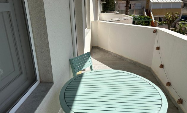 Reventa - Apartamento -
Cabo Roig