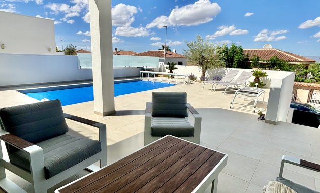 Obra nueva - Independiente / Villa -
Benijofar