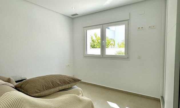 Obra nueva - Independiente / Villa -
Benijofar