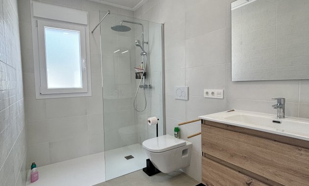 Obra nueva - Independiente / Villa -
Benijofar