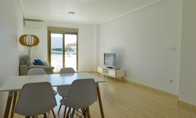 Reventa - Apartamento -
San Miguel de Salinas - San Miguel Salinas