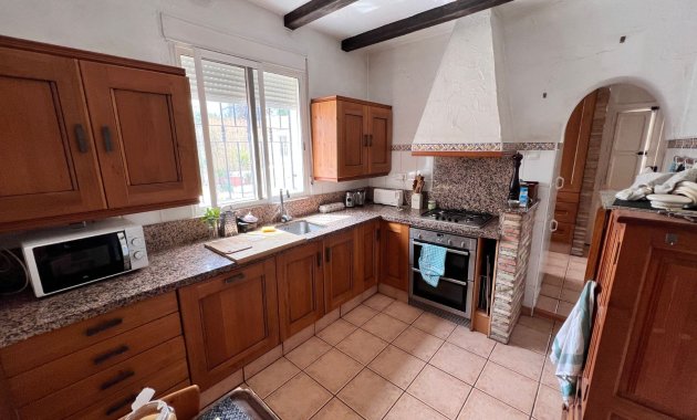 Herverkoop - Finca   -
Cartagena