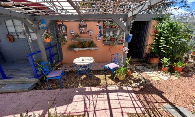 Herverkoop - Finca   -
Cartagena