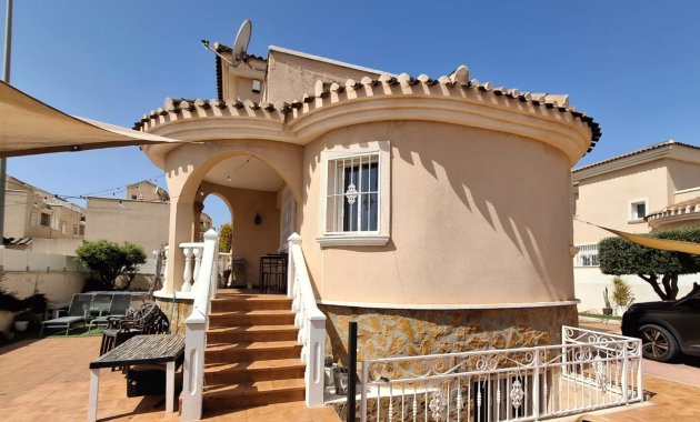 Herverkoop - Vrijstaande woning / Villa -
Ciudad Quesada - Rojales - Doña Pepa