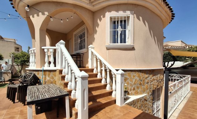 Herverkoop - Vrijstaande woning / Villa -
Ciudad Quesada - Rojales - Doña Pepa