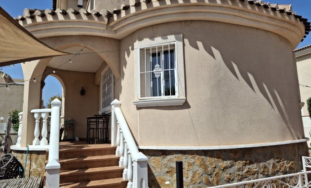 Herverkoop - Vrijstaande woning / Villa -
Ciudad Quesada - Rojales - Doña Pepa