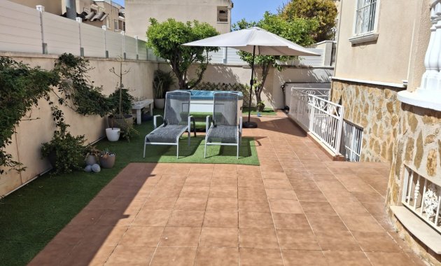 Herverkoop - Vrijstaande woning / Villa -
Ciudad Quesada - Rojales - Doña Pepa