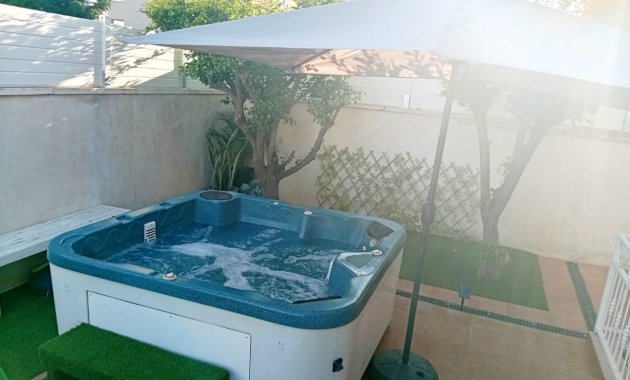 Herverkoop - Vrijstaande woning / Villa -
Ciudad Quesada - Rojales - Doña Pepa