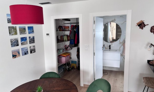 Herverkoop - Geschakelde Villa -
Los Montesinos - La Herada