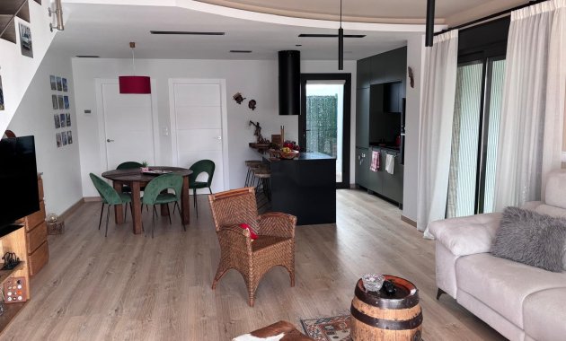 Herverkoop - Geschakelde Villa -
Los Montesinos - La Herada