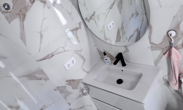 Herverkoop - Geschakelde Villa -
Los Montesinos - La Herada