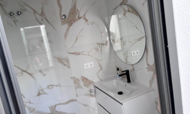 Herverkoop - Geschakelde Villa -
Los Montesinos - La Herada