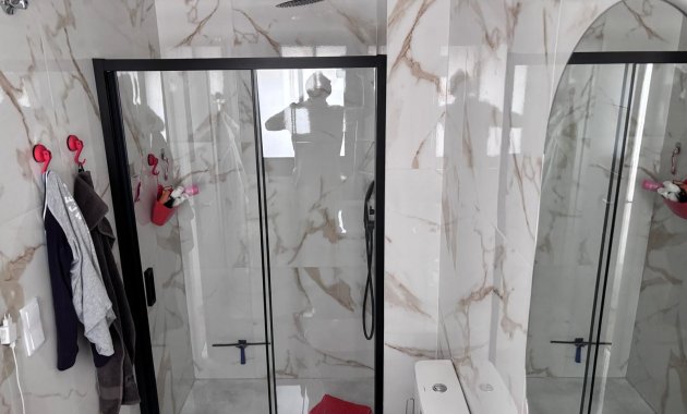 Herverkoop - Geschakelde Villa -
Los Montesinos - La Herada