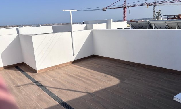 Herverkoop - Geschakelde Villa -
Los Montesinos - La Herada