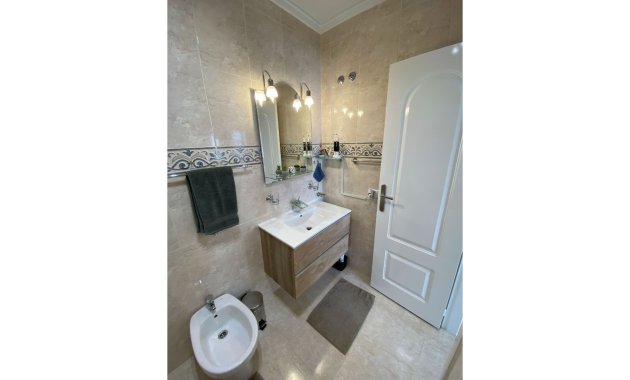 Herverkoop - Appartement -
Dona Pepa