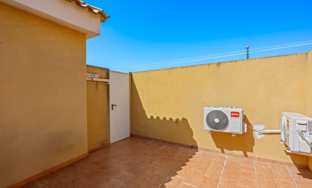 Herverkoop - Appartement -
Daya Nueva - Costa Blanca South