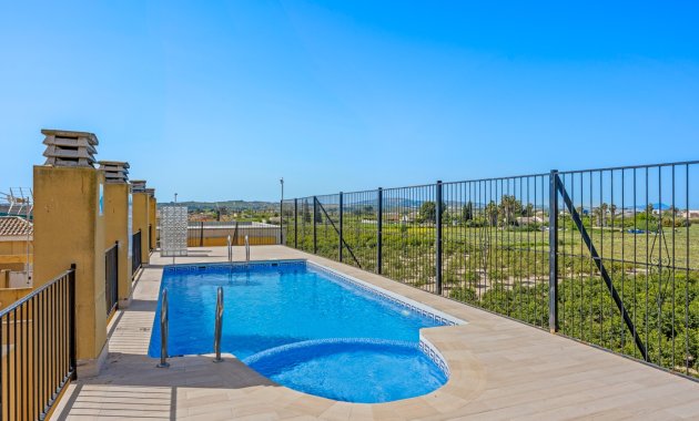 Herverkoop - Appartement -
Daya Nueva - Costa Blanca South