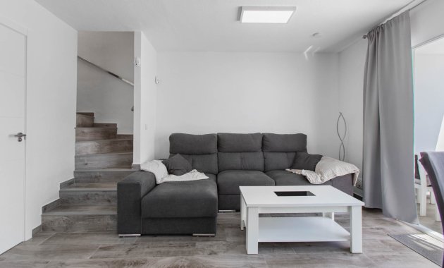 Wiederverkauf - Duplex -
Torrevieja - Lago Jardin