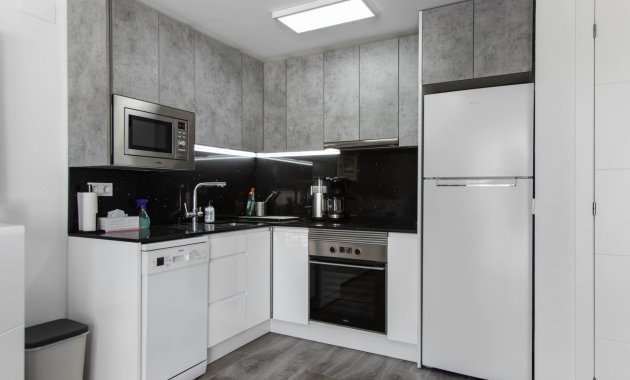 Wiederverkauf - Duplex -
Torrevieja - Lago Jardin