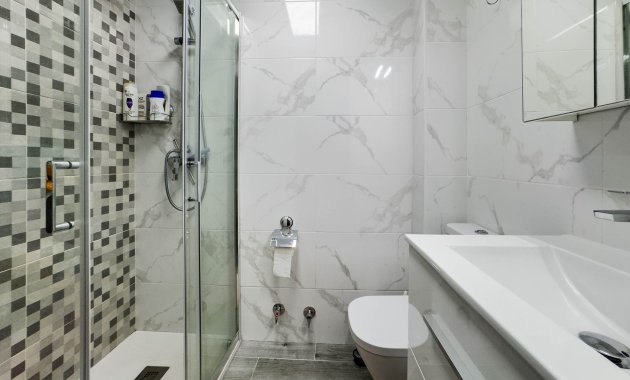 Wiederverkauf - Duplex -
Torrevieja - Lago Jardin