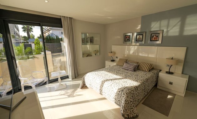 Neue Gebäude - Freistehend / Villa -
Torrevieja