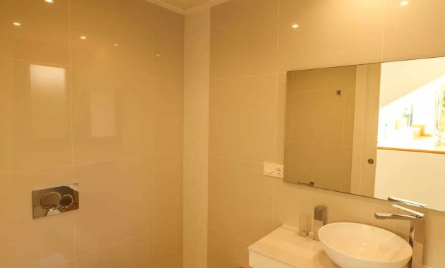 Neue Gebäude - Freistehend / Villa -
Torrevieja