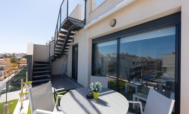 Herverkoop - Penthouse -
Villamartin - Villamartín