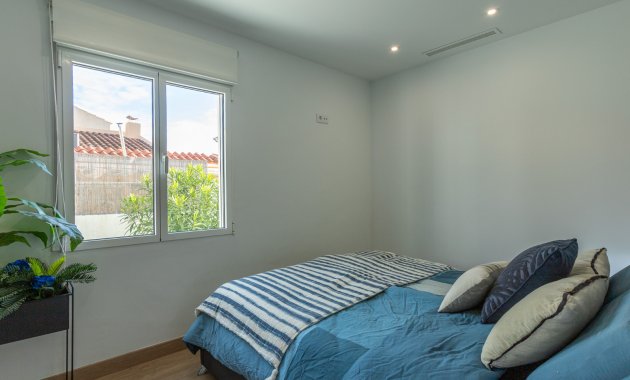 Reventa - Chalet -
Torrevieja - Los Balcones