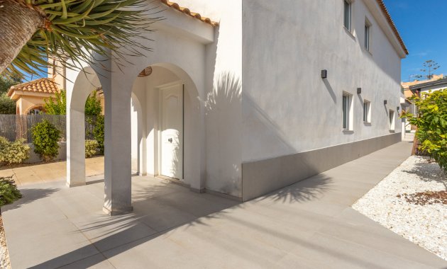 Reventa - Chalet -
Torrevieja - Los Balcones