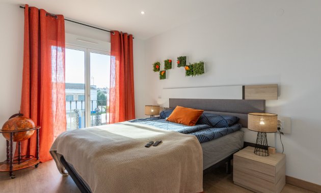 Reventa - Chalet -
Torrevieja - Los Balcones