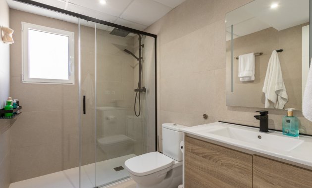 Reventa - Chalet -
Torrevieja - Los Balcones