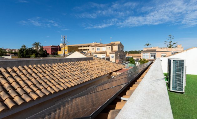 Reventa - Chalet -
Torrevieja - Los Balcones