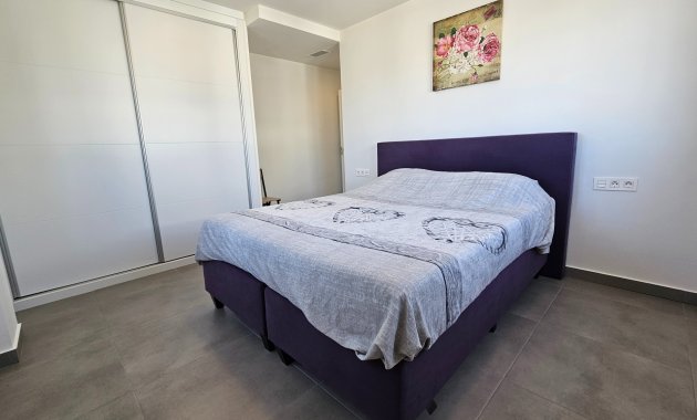 Herverkoop - Vrijstaande woning / Villa -
La Marina