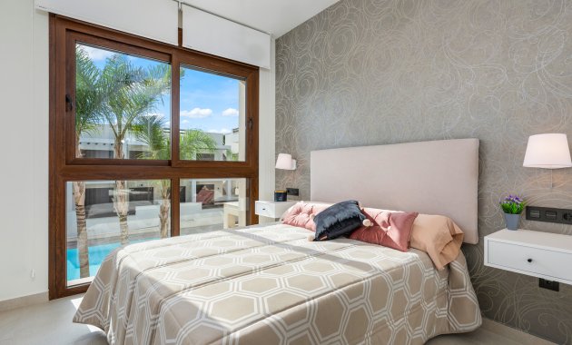 Nieuwbouw Woningen - Bungalow op verdieping -
Torrevieja