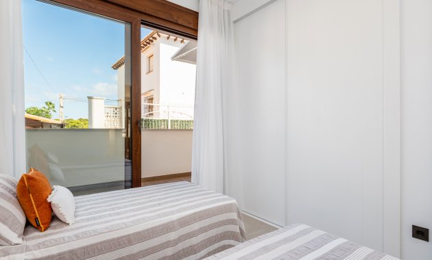 Nieuwbouw Woningen - Bungalow op verdieping -
Torrevieja