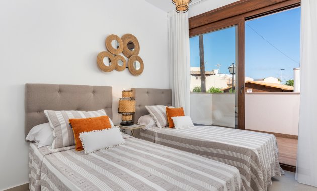 Nieuwbouw Woningen - Bungalow op verdieping -
Torrevieja