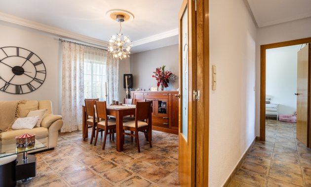 Herverkoop - Vrijstaande woning / Villa -
Elche - La Hoya