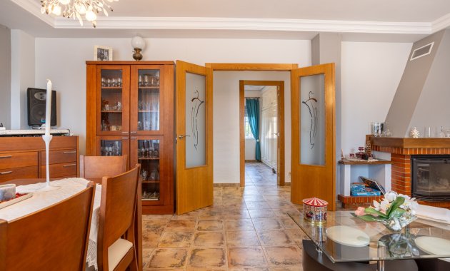 Herverkoop - Vrijstaande woning / Villa -
Elche - La Hoya